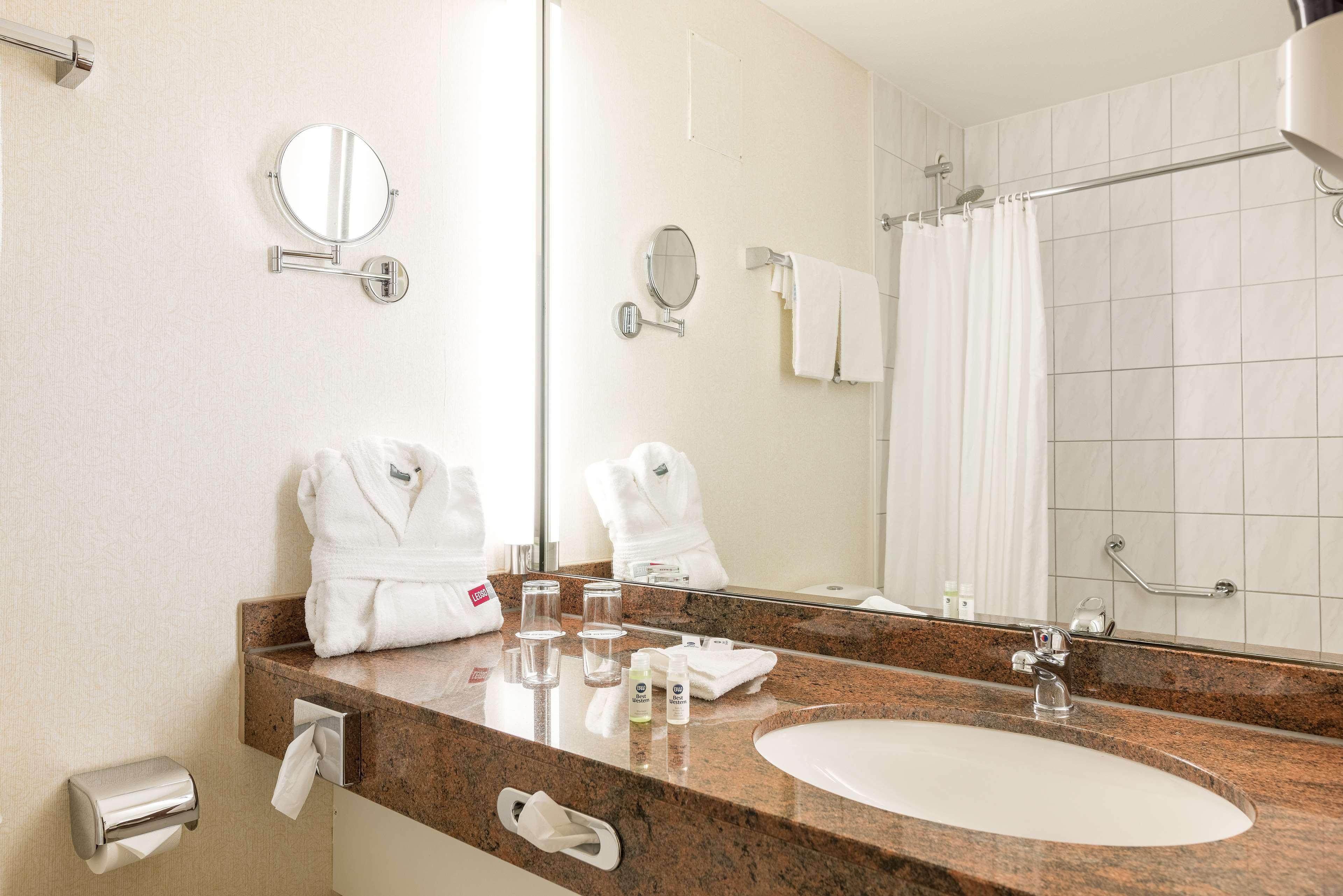 Leoso Hotel Ludwigshafen Zewnętrze zdjęcie