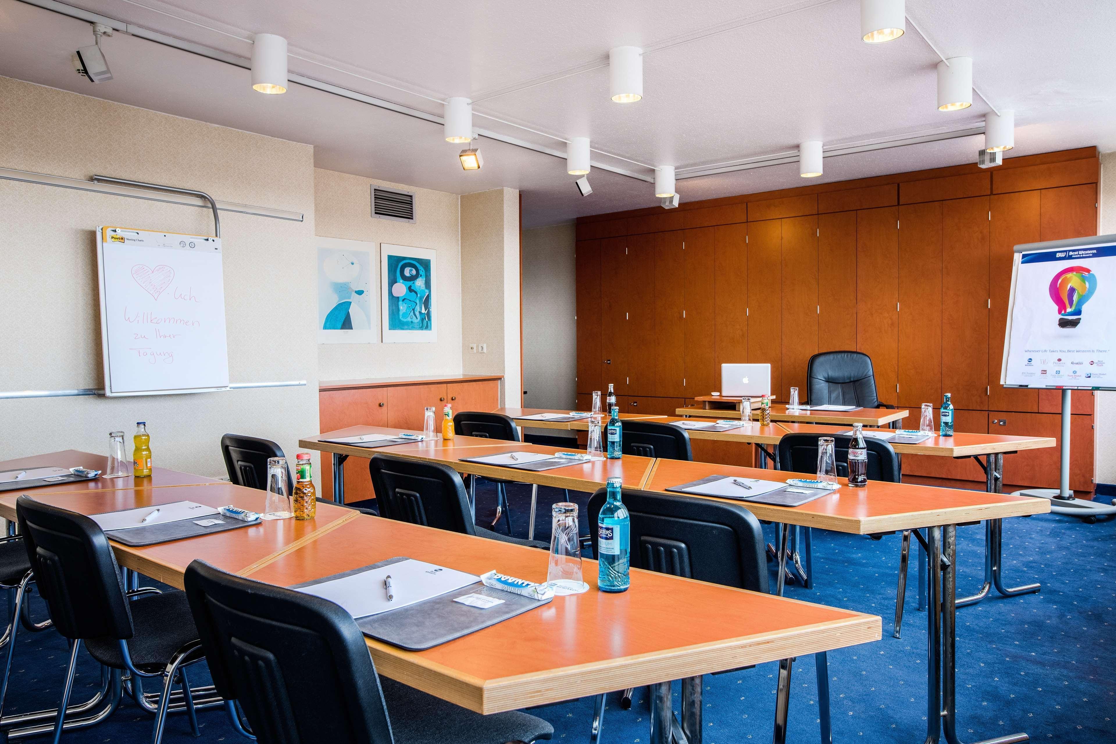 Leoso Hotel Ludwigshafen Zewnętrze zdjęcie