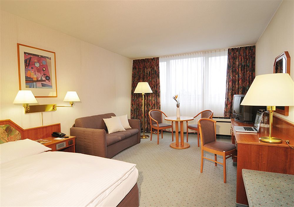 Leoso Hotel Ludwigshafen Zewnętrze zdjęcie